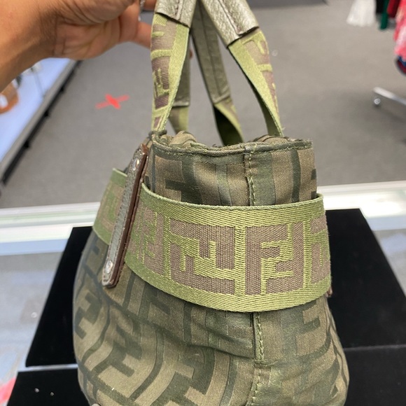 ❤️sold❤️Fendi Zucca monogram canvas small tote - Picture 4 of 12